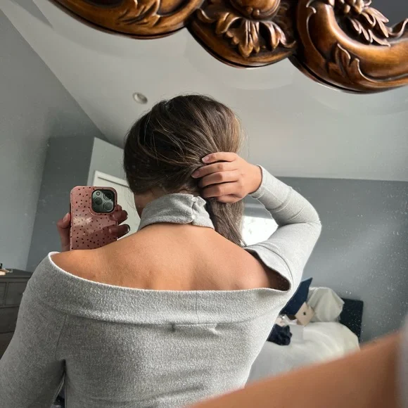 Grey Long Sleeve - Picture 4 of 8